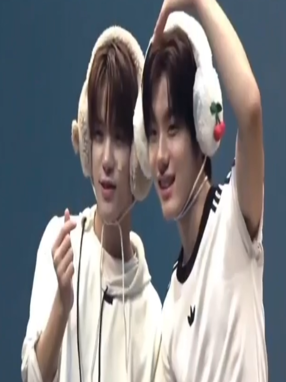 @e̲ilyn  ݁   ˖ ♡ ( wof🍊 )