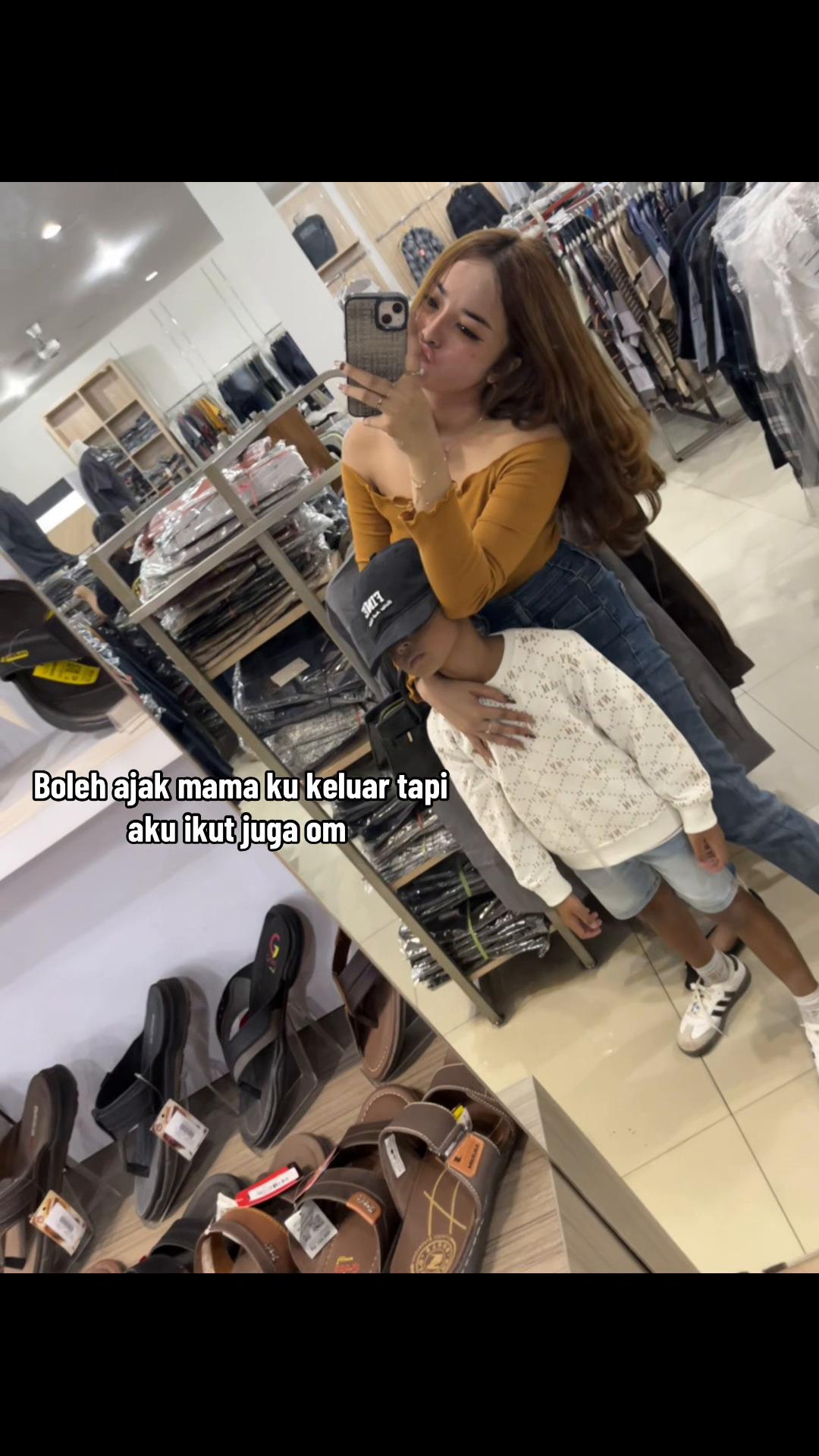 @Rindi Antika04