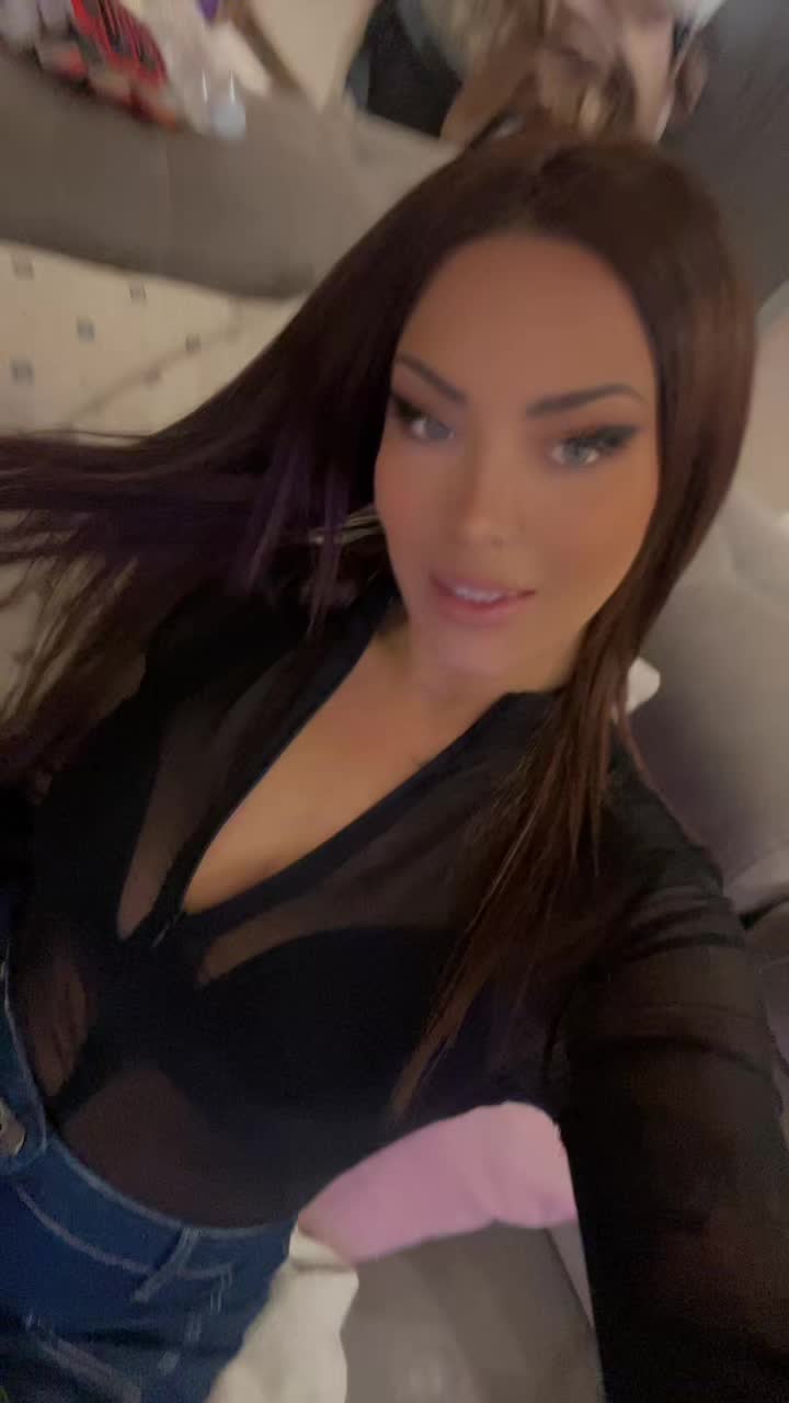 @Xristina Lena🍓