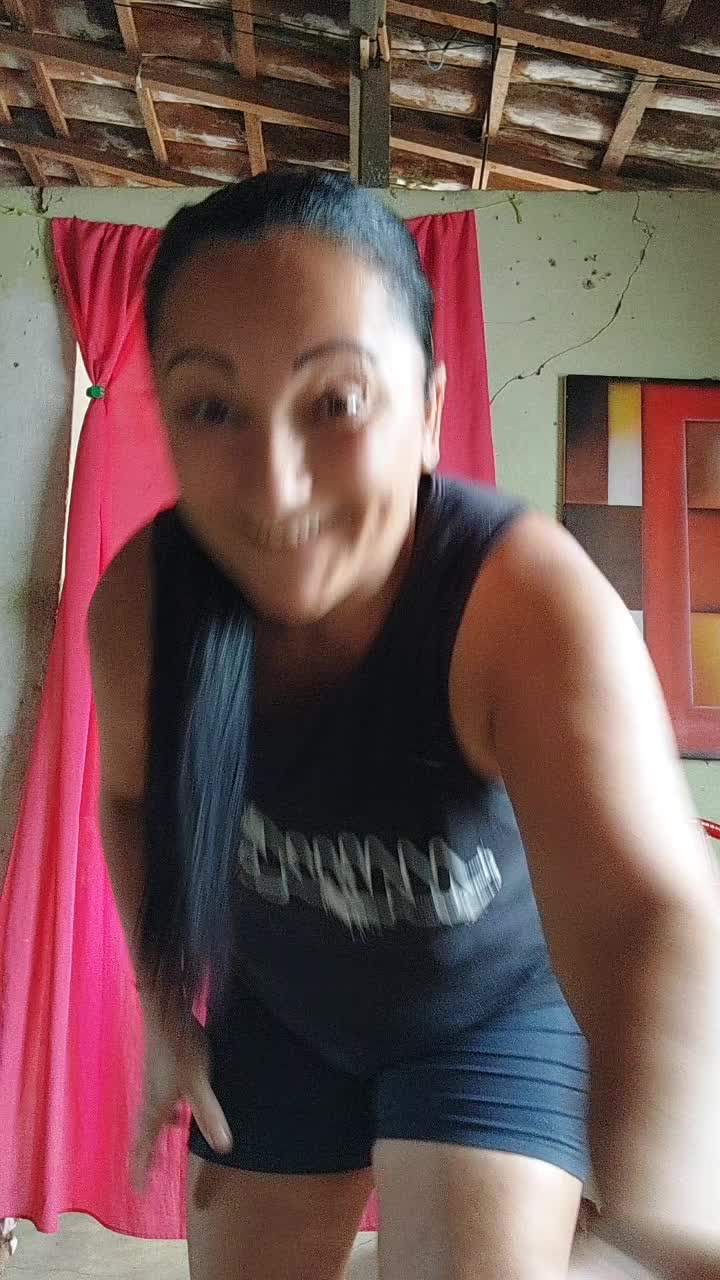 @comediadadonaencrenca