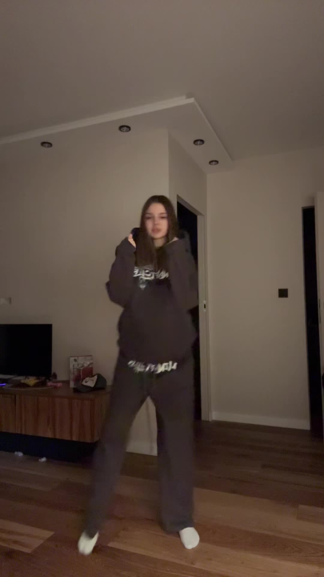 @🥵