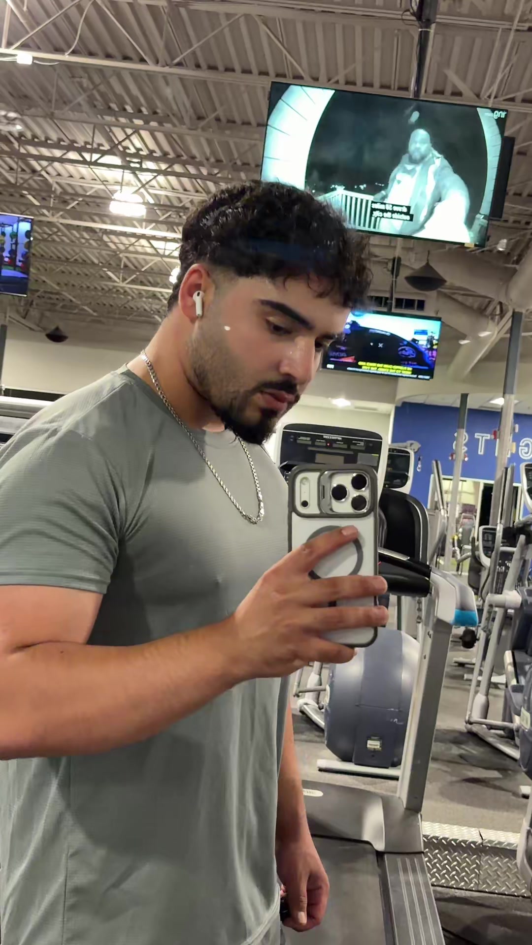@hajishamoonkhan