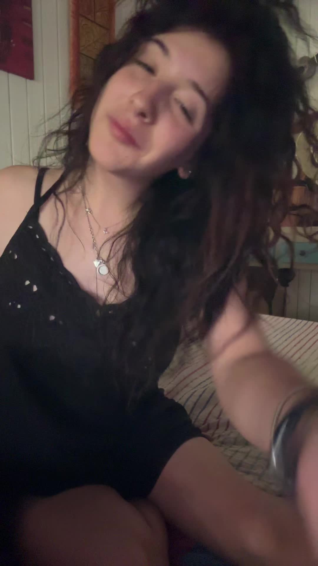 @abriiiiiiiiiiiiiiiiiil