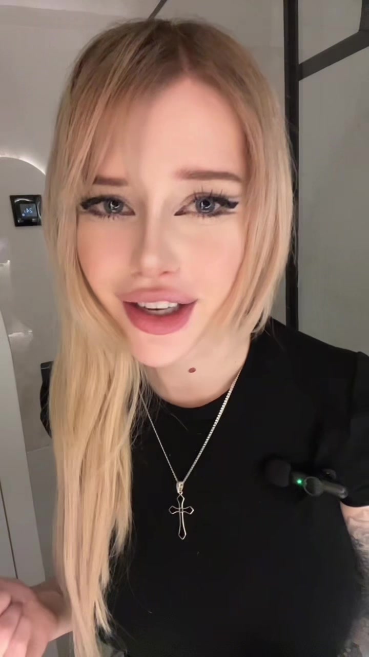 @nommyoo