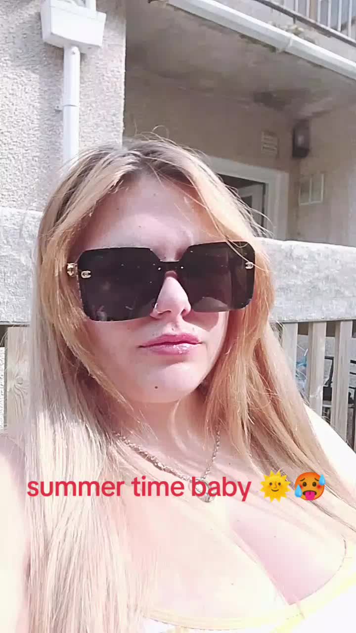 @Kaylie🦋✨️