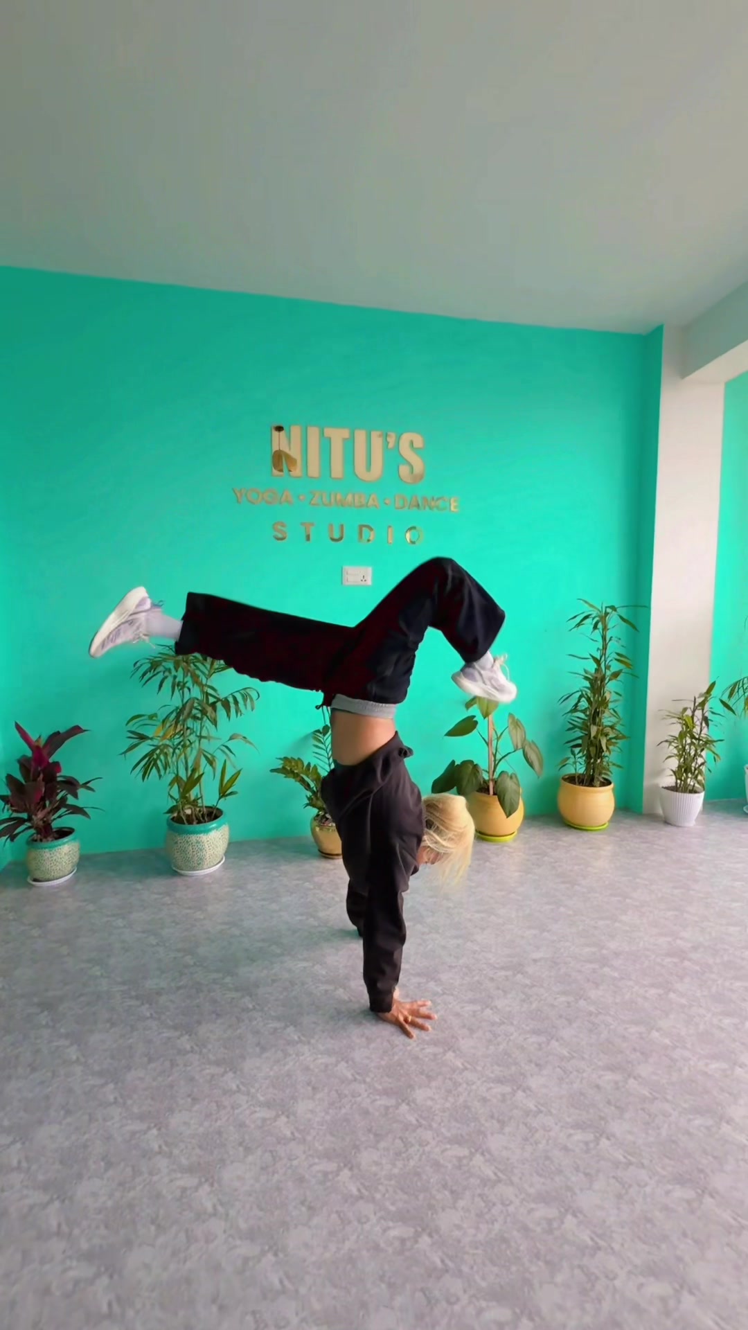 @Nitu singh yoga teacher zIn