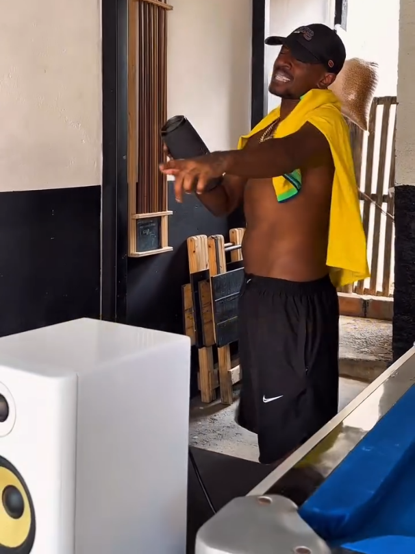 @SAMUKAH Divulga&ccedil;&otilde;es