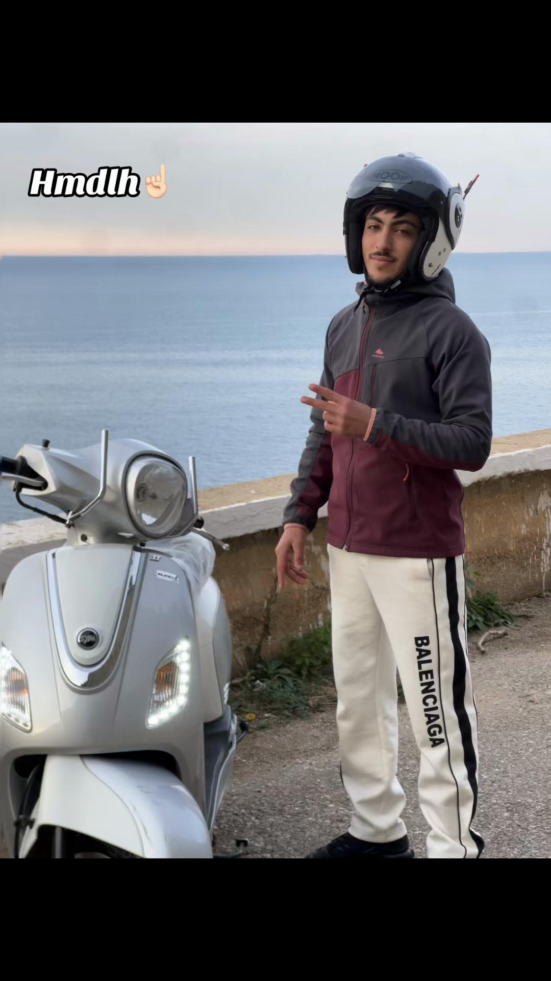 @🐺