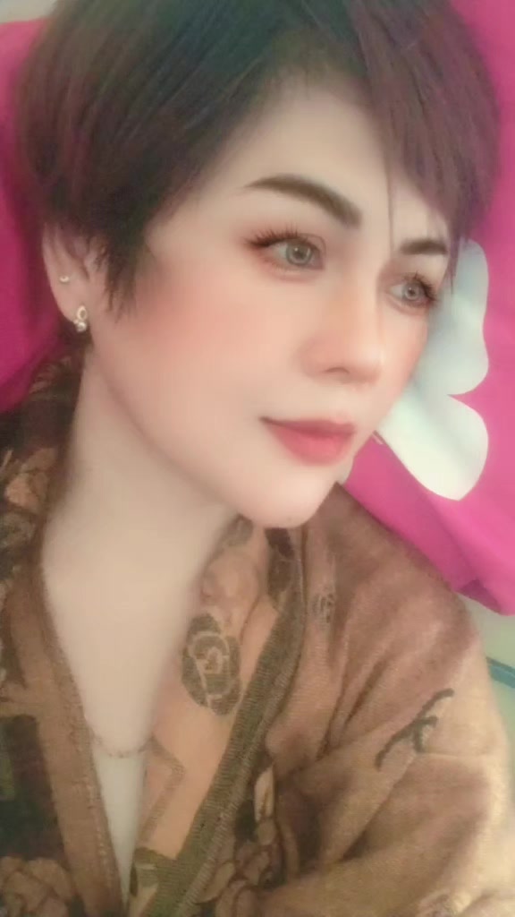 @"CC" Cristin Indah.Lestari....