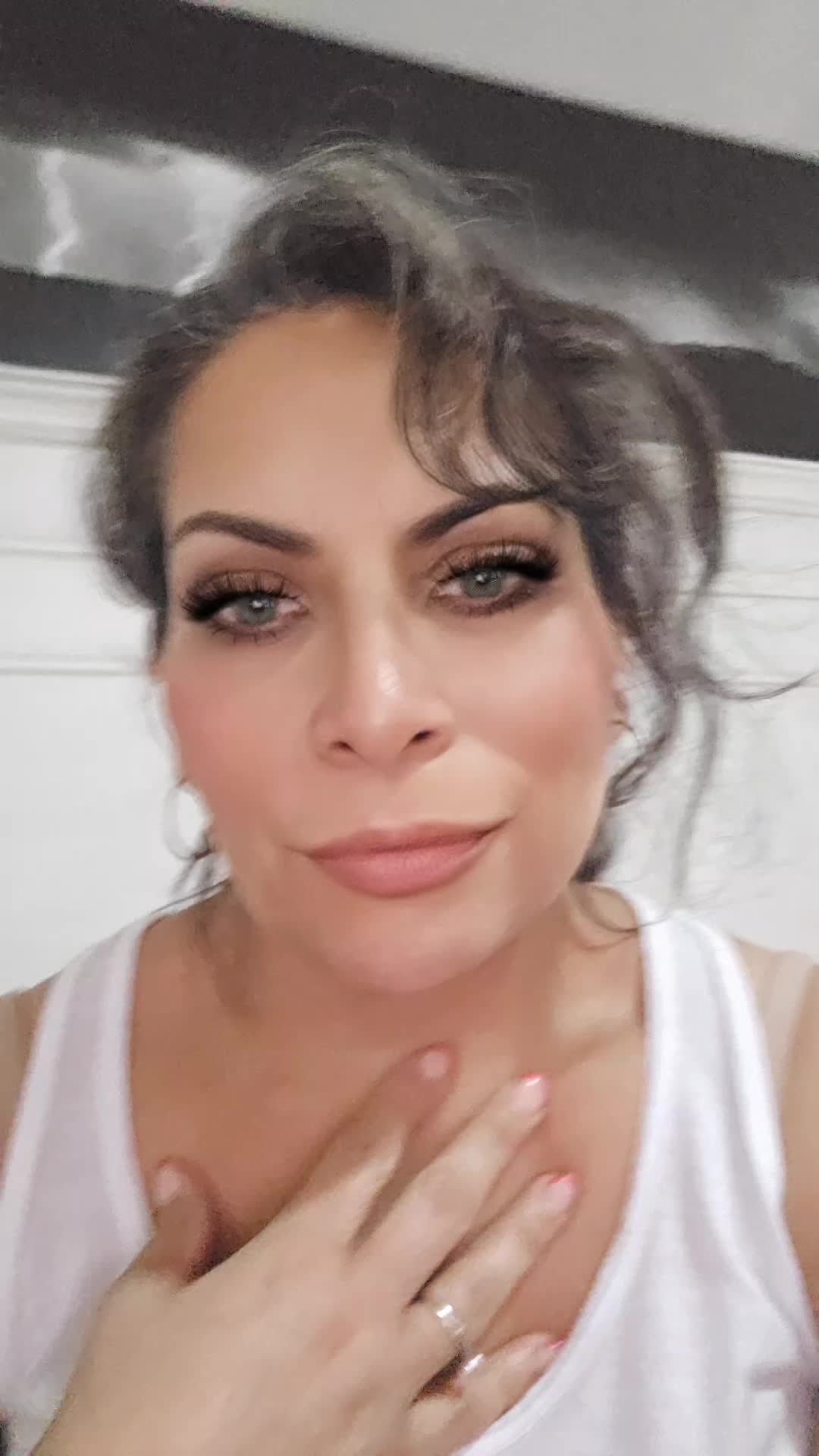 @Cassandra Archibeque ❌️