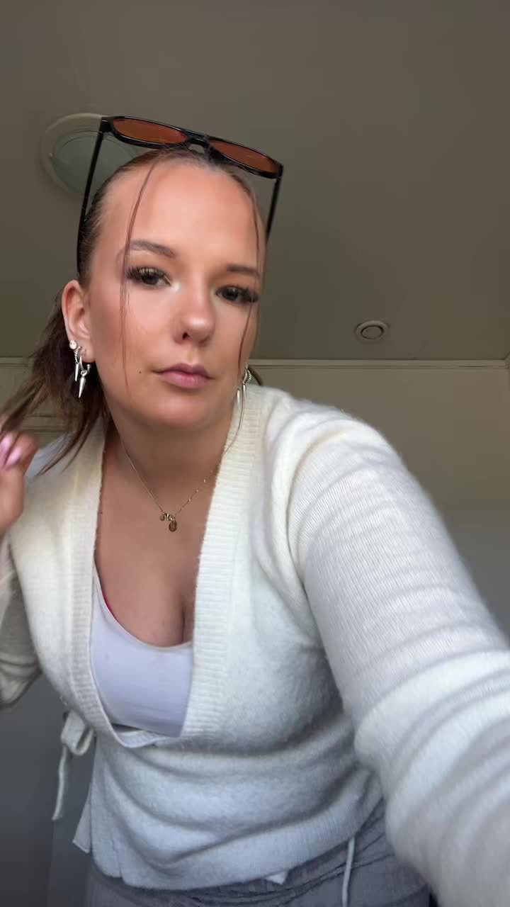 @𝐀𝐥𝐦𝐚⚡️💕
