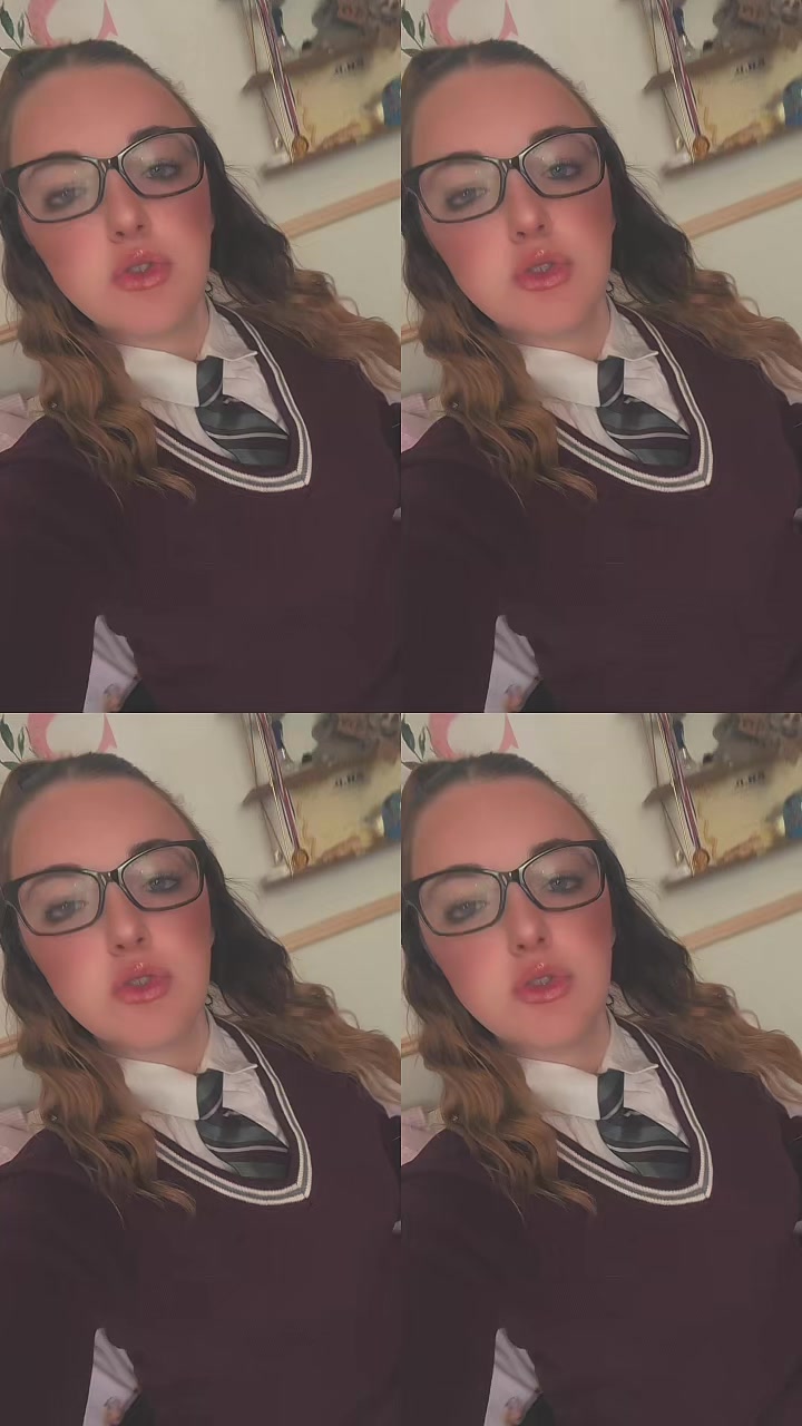 @Scarletts spam acc