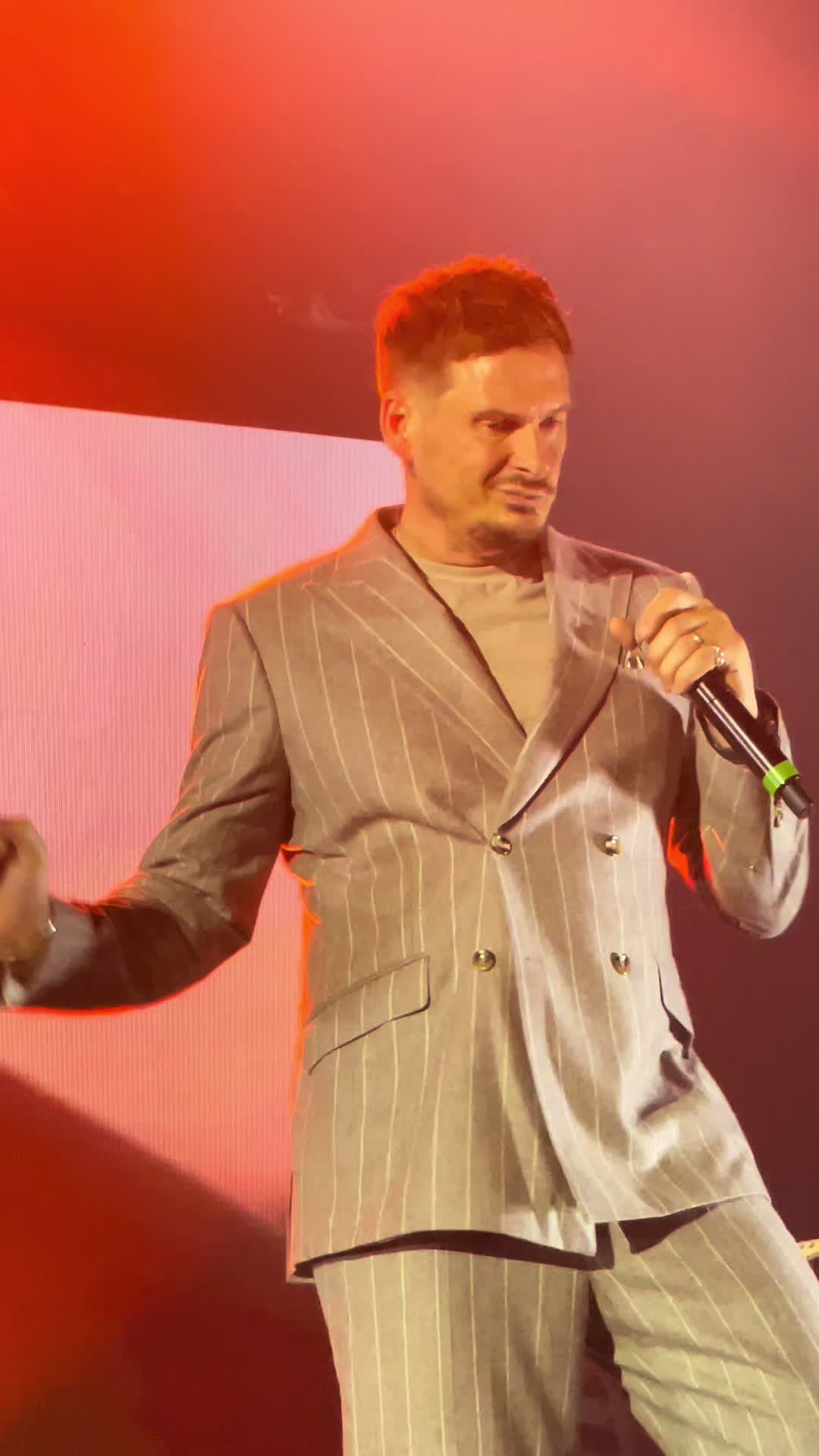 @Lee Ryan Italia
