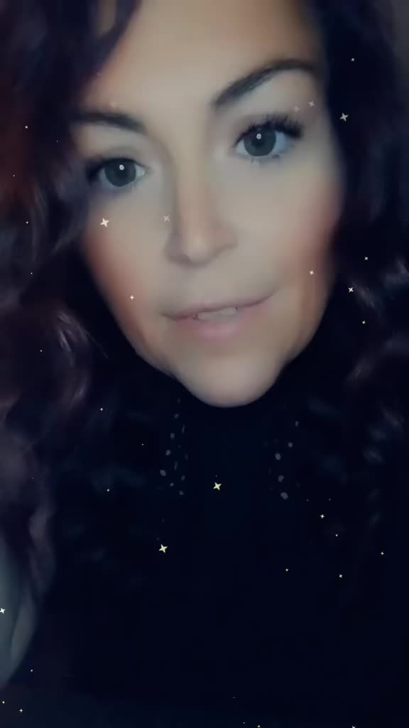 @AshleyJay
