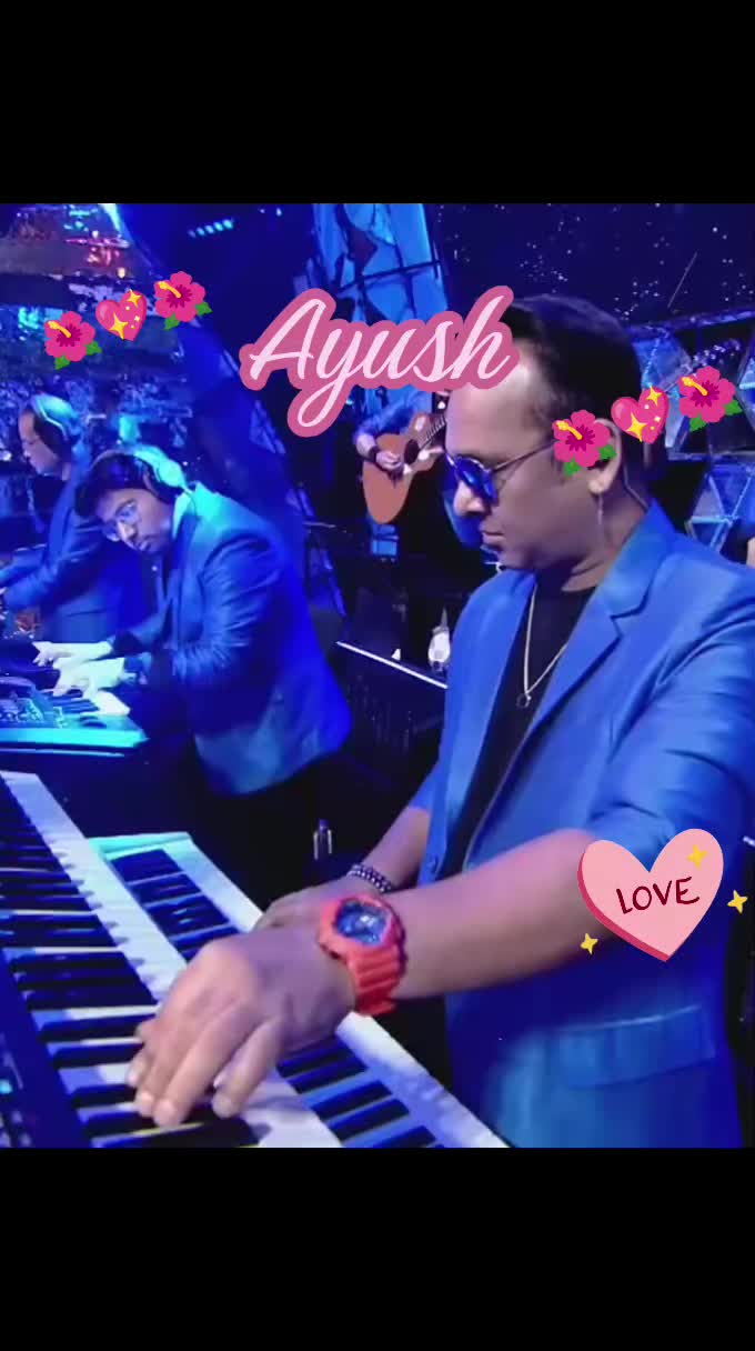 @AnitaB.