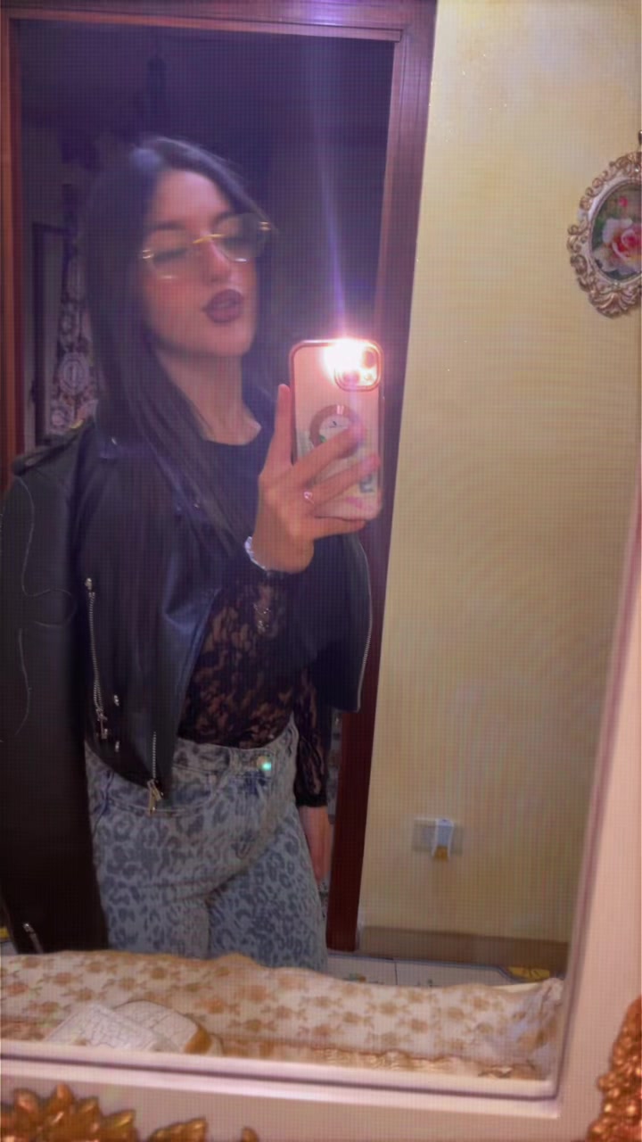 @EVELYN🖤