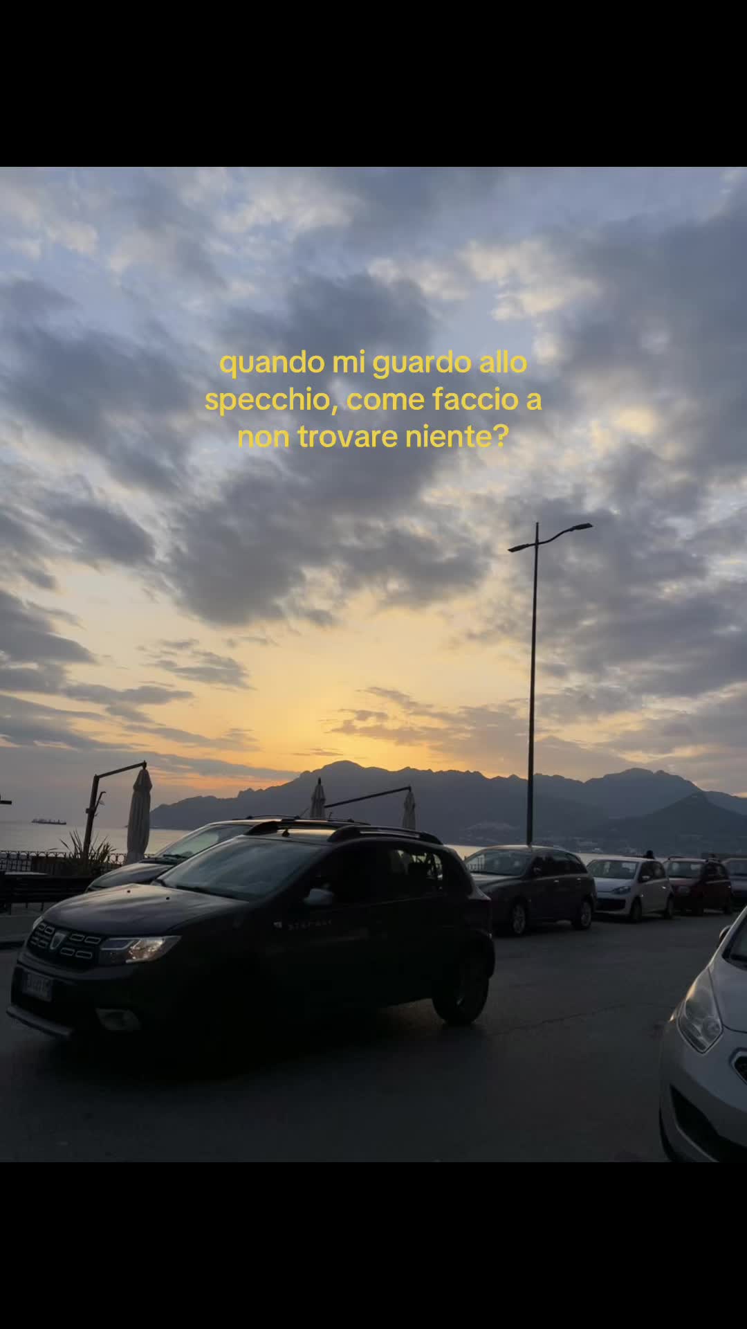 @⃟