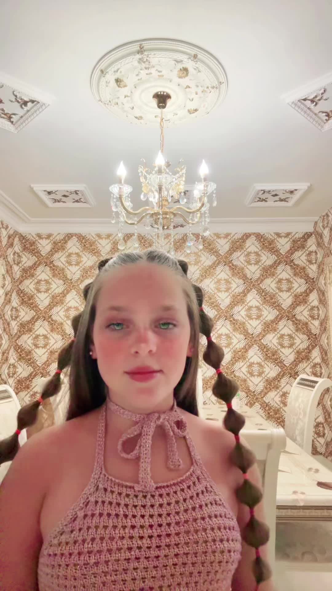 @👸🏼✨