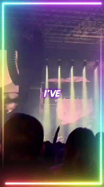 @Rebecca Louise ๐ฌ๐ง๐ค