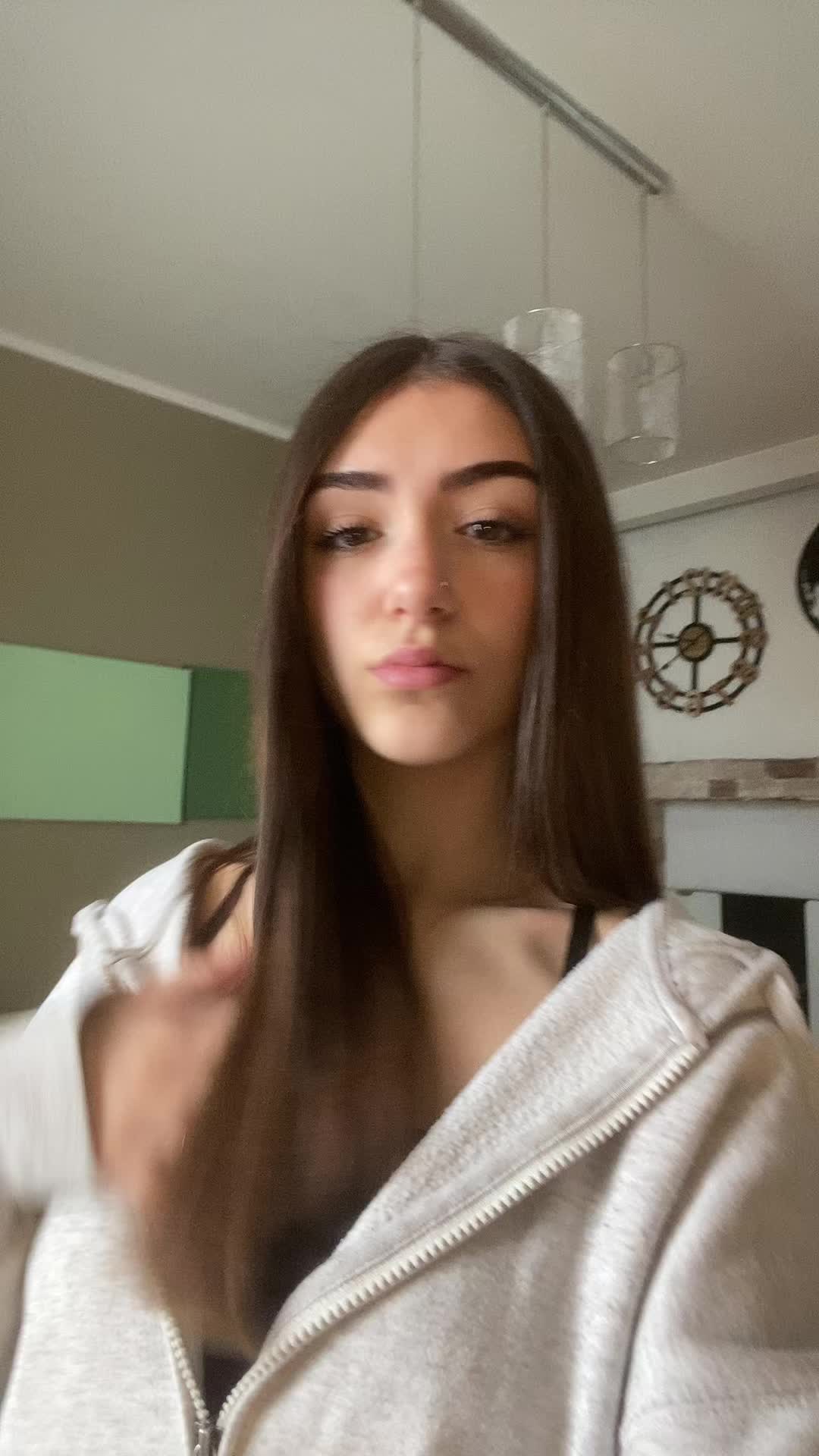 @franci
