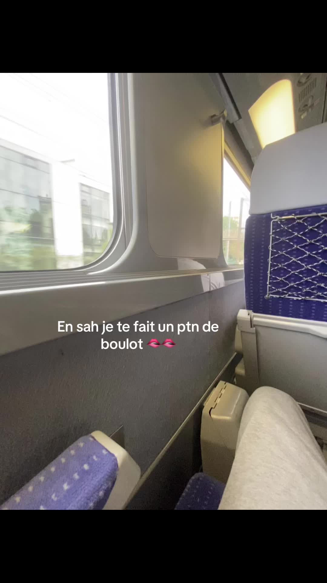 @Mel😶🌫️