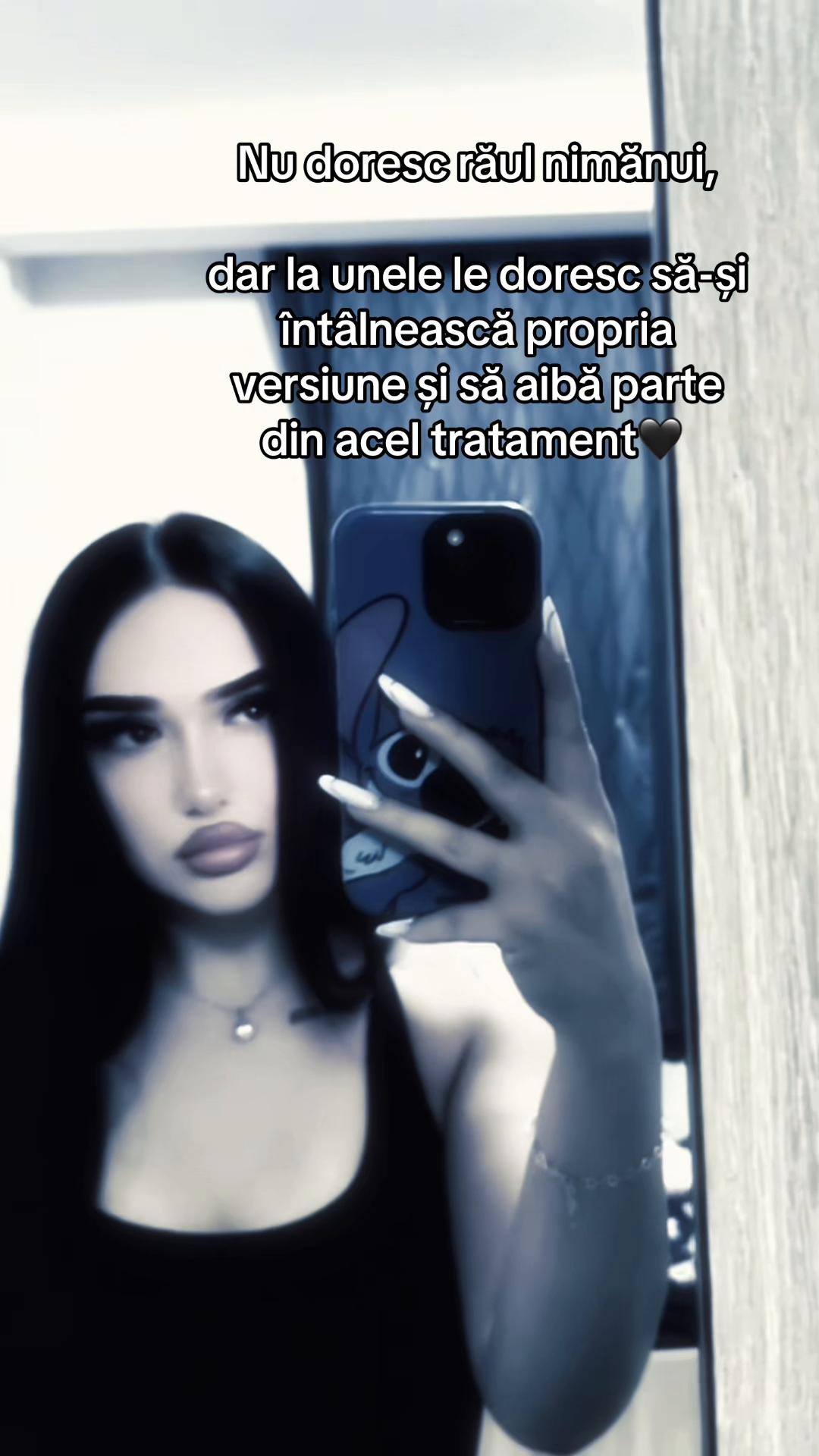 @mihaaaa_