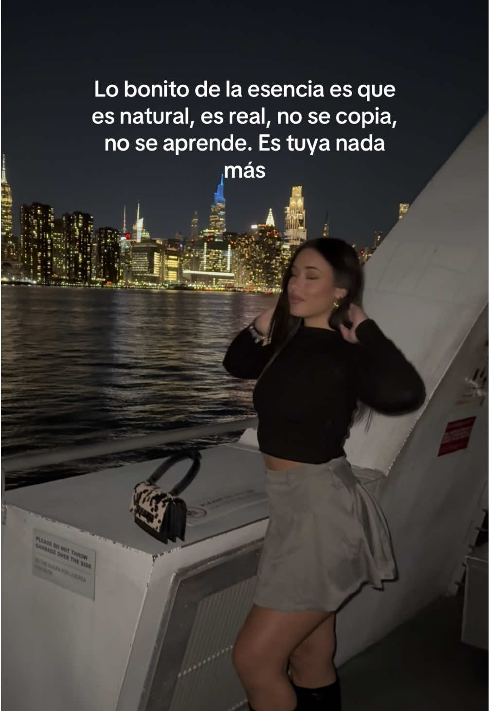 @𝑨𝒊𝒏𝒉𝒐𝒂