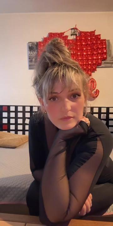 @monia48331