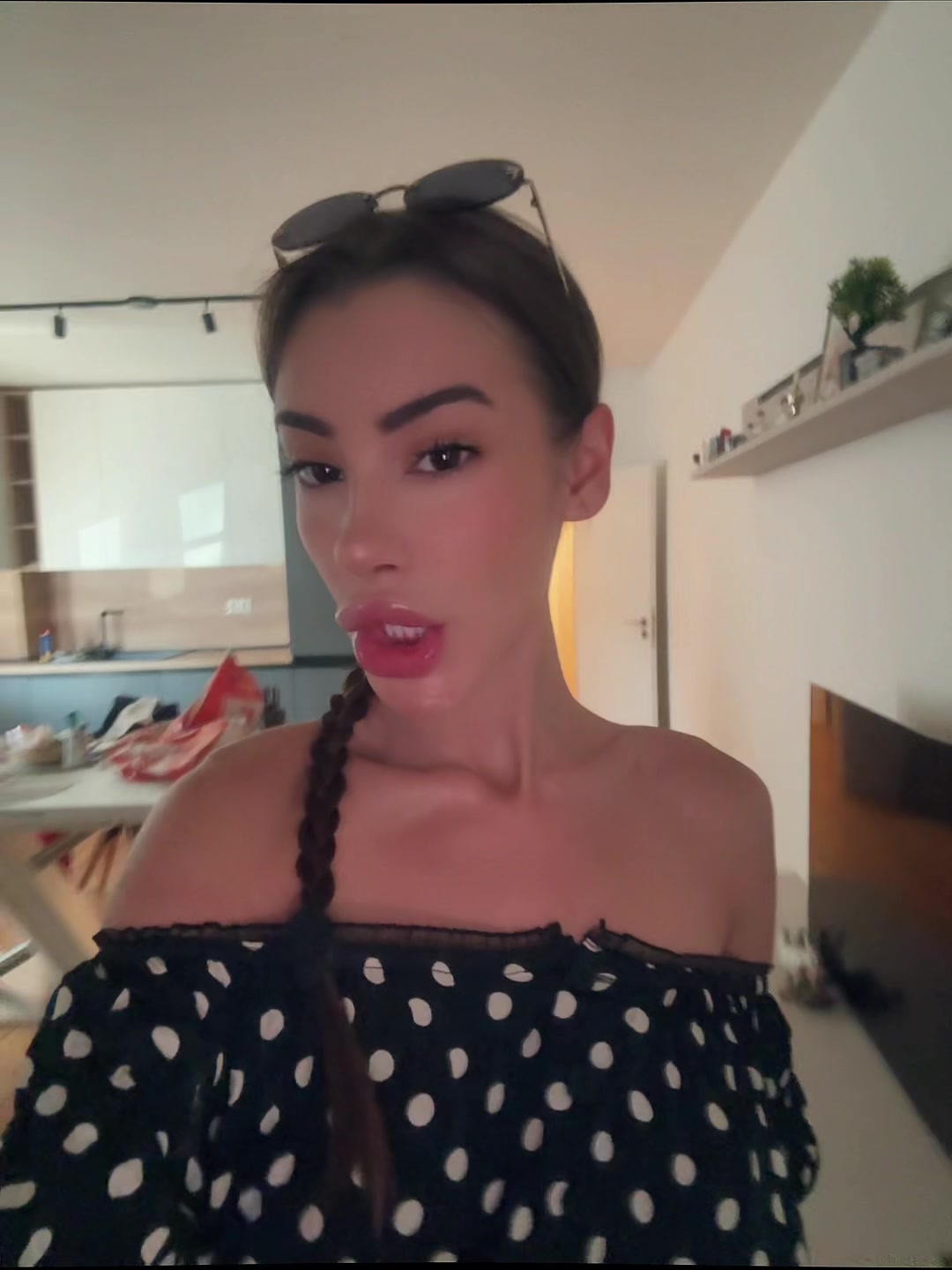 @Daniella🥹