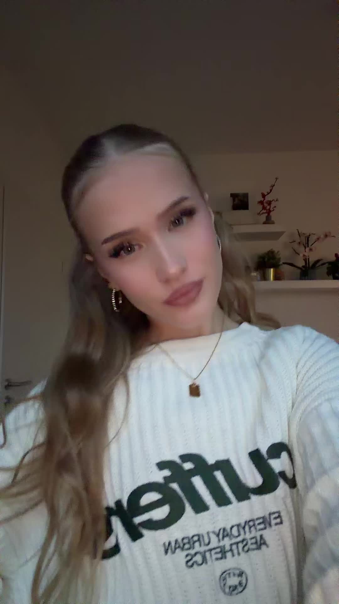 @Jᴜʟɪɴᴀ