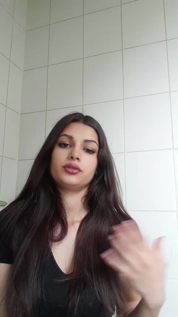 @Julianna Julianna