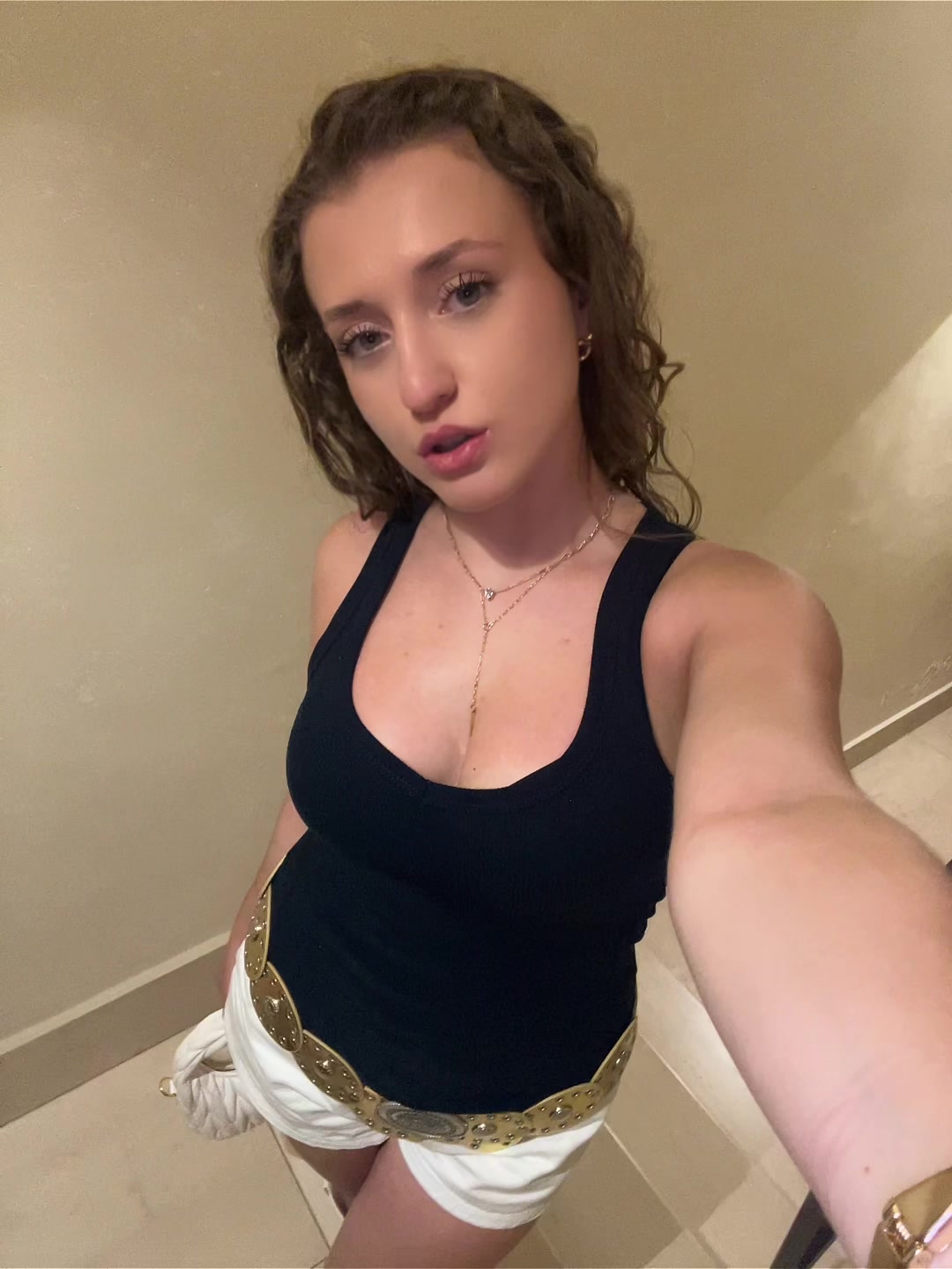 @𝐒 𝐀 𝐌 𝐀 𝐍 𝐓 𝐇 𝐀 🛍