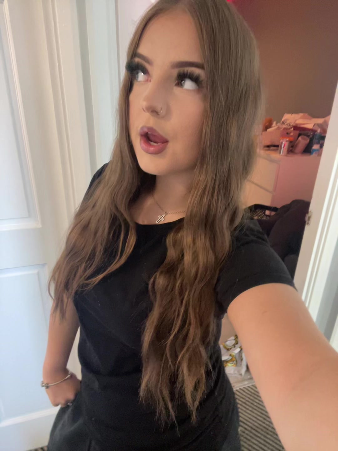@🦄