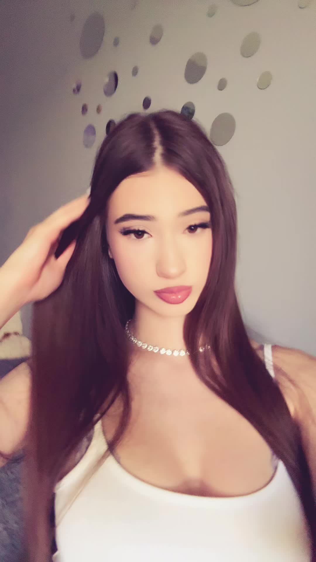 @Ianira