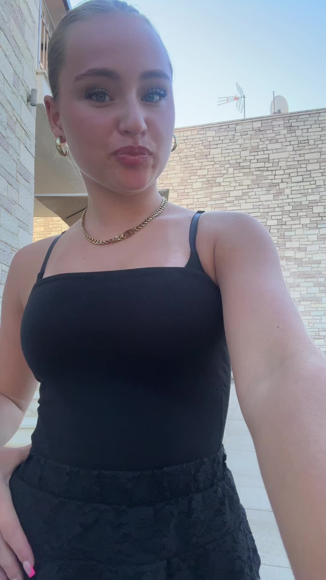 @isislinnemans