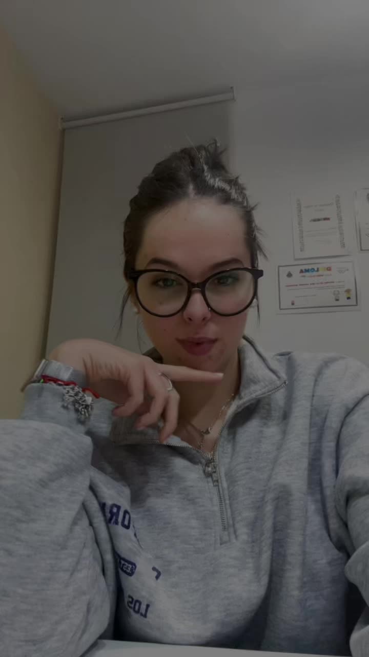 @Victoria 🖤