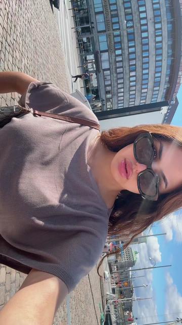 @..miss..durrani