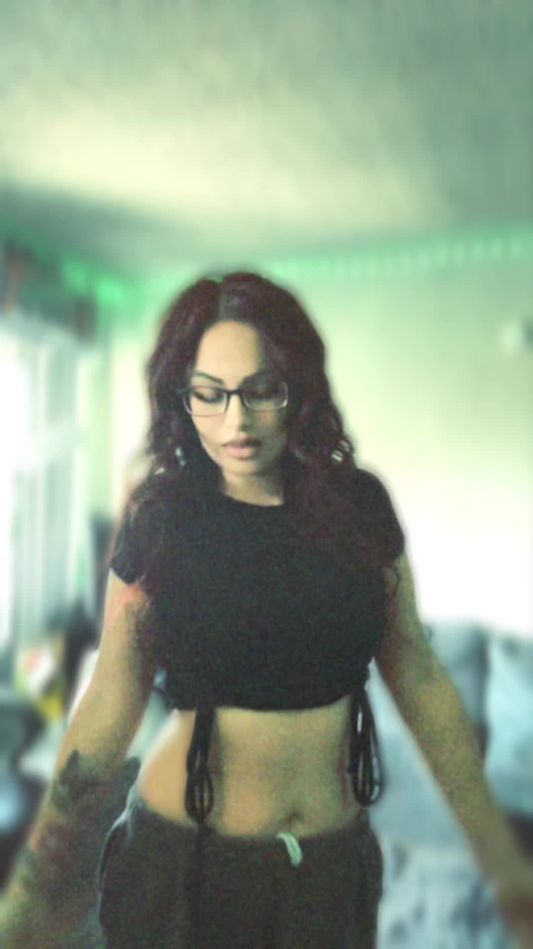@KittynIza