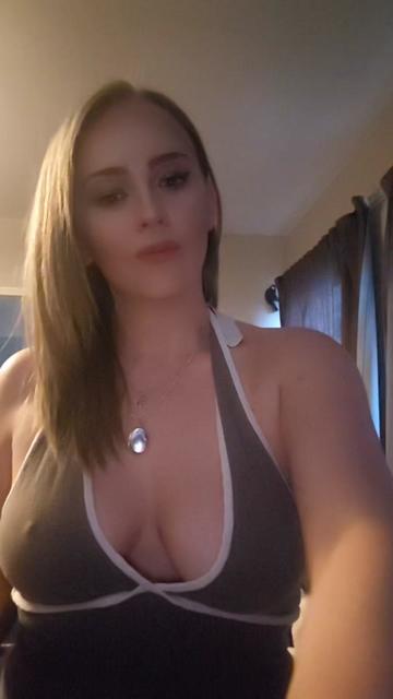 @Emily_Yorkie05