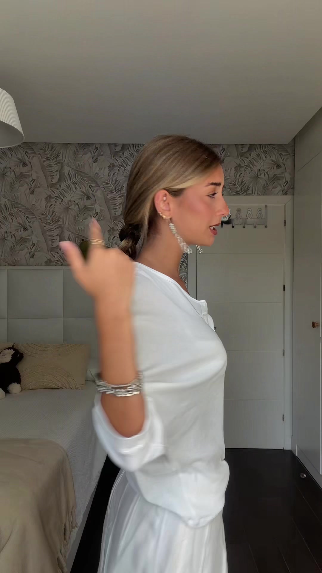 @Isa