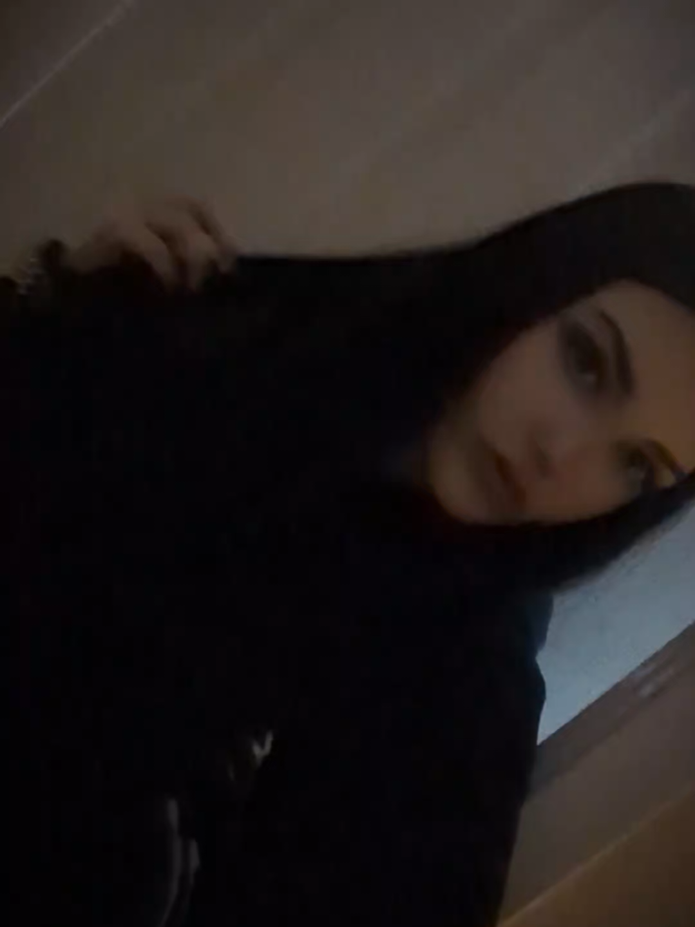 @𝖊𝖑𝖑𝖘