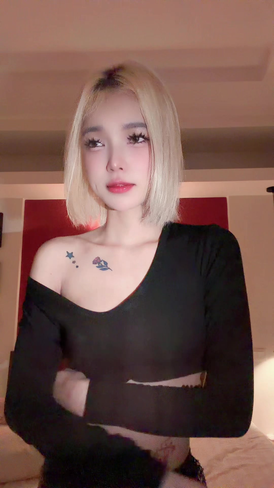 @យូ សៀវ មុី🤷♀️