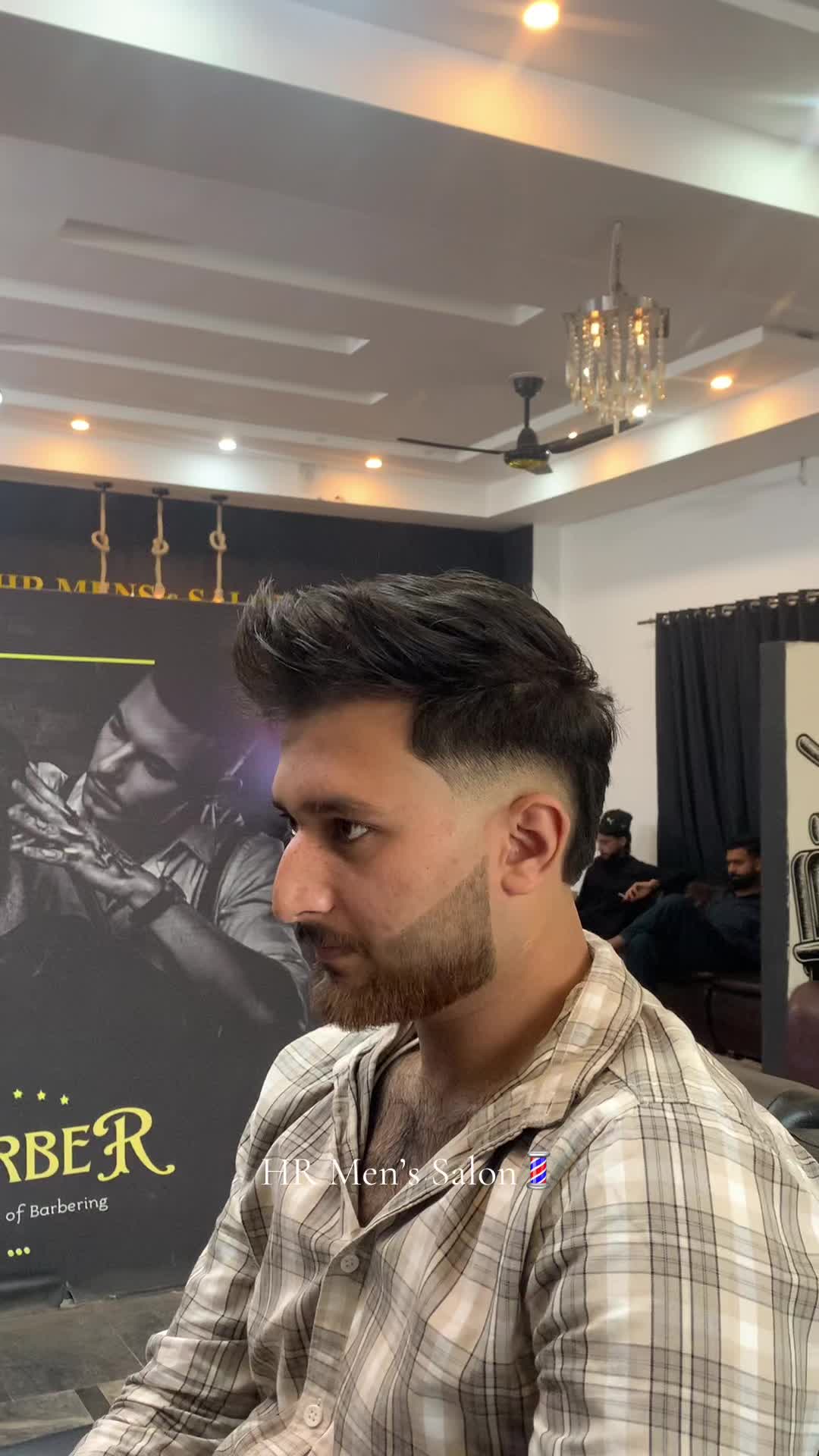@HR MENS SALOON. 💇♂️