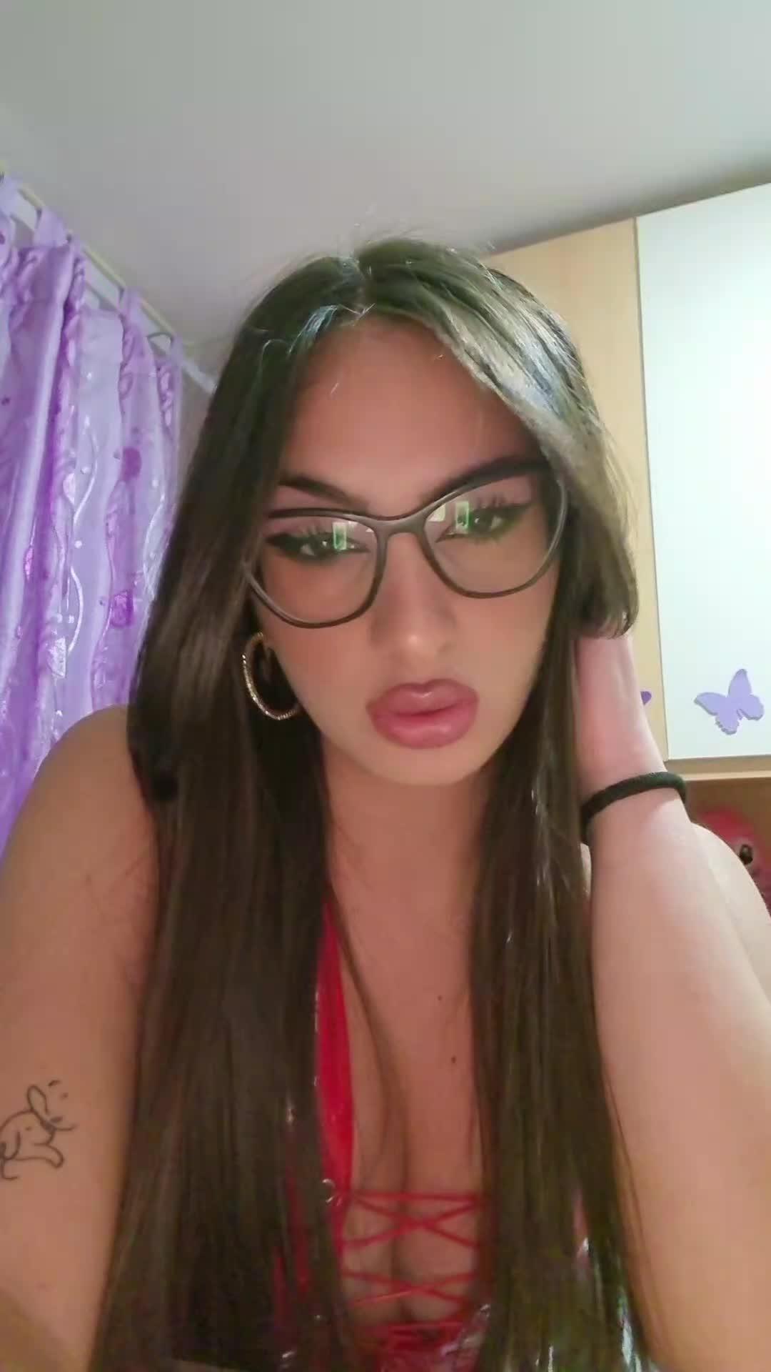 @_alessandra_