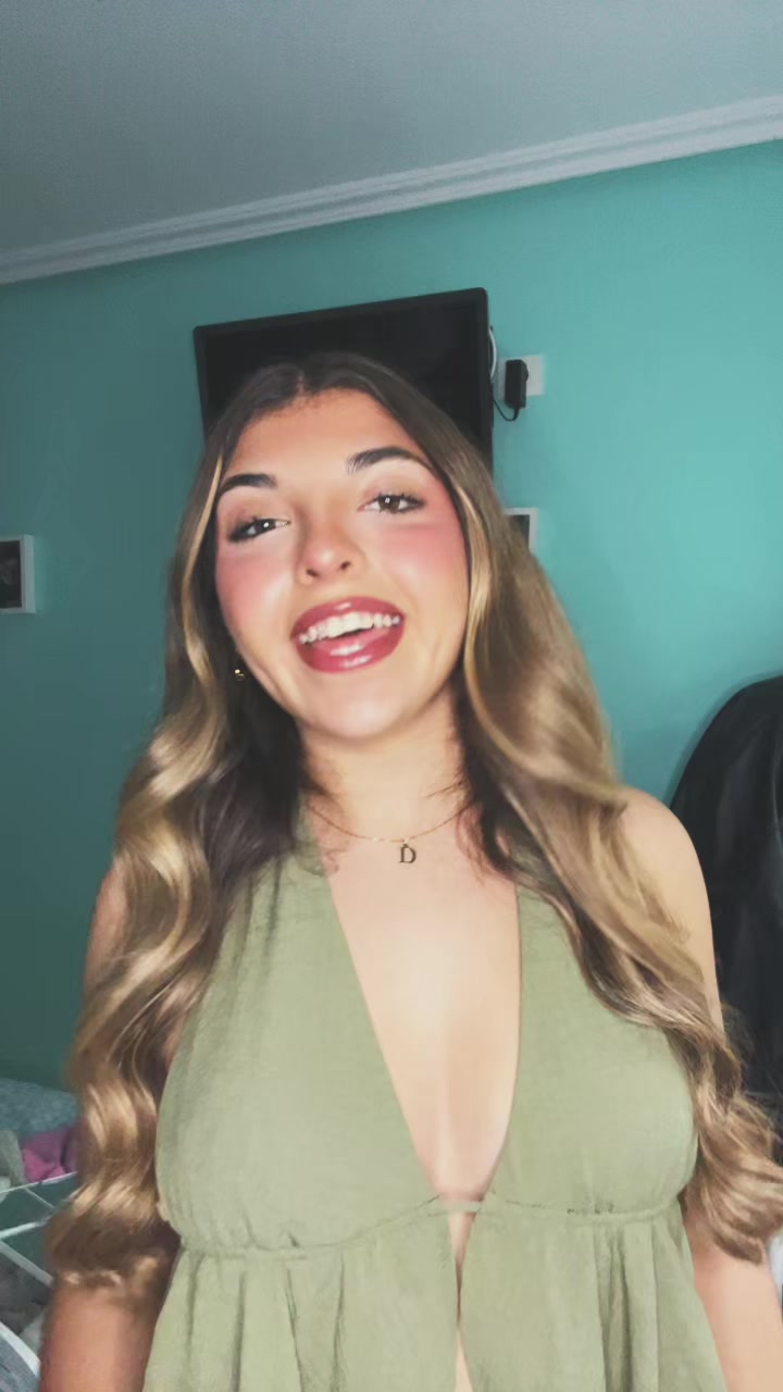 @𝒽𝒶𝒾𝓏𝑒𝒶.