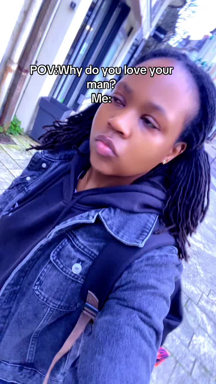 @launa🇿🇼🇫🇷