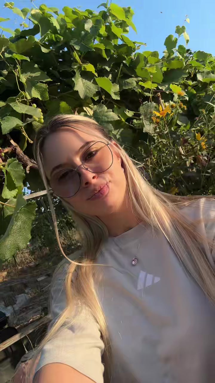 @Gabriela Moroianu