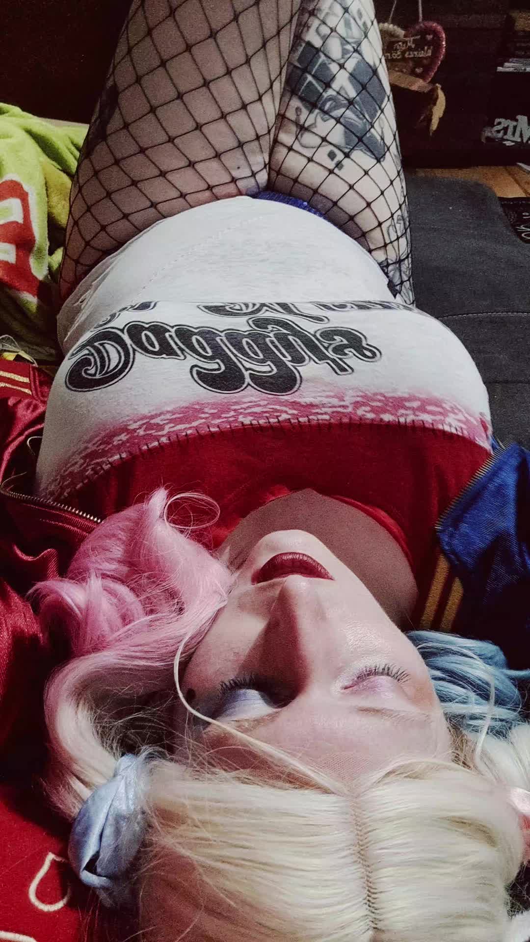 @Monique O.