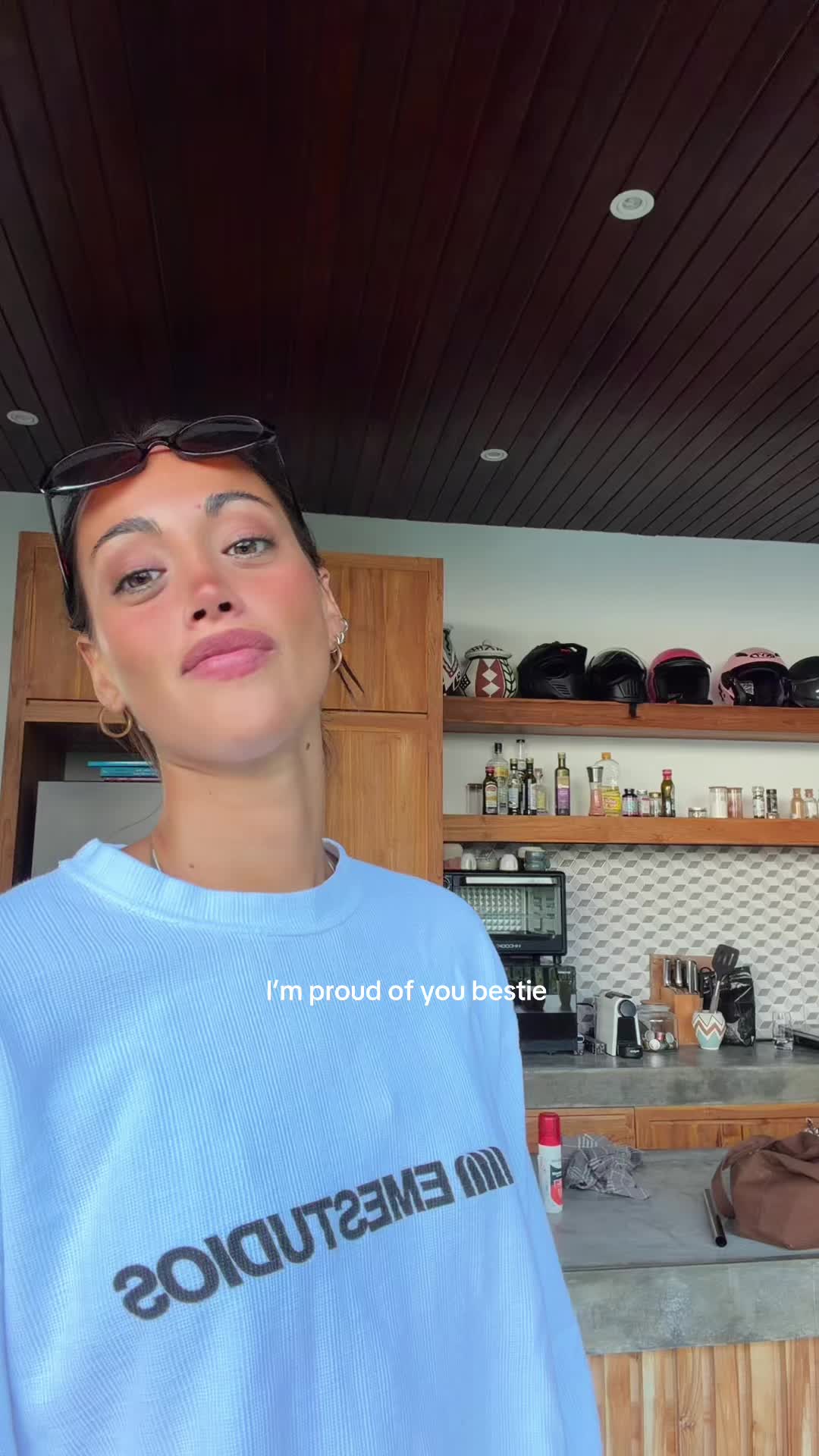 @LIA MIZRAHI