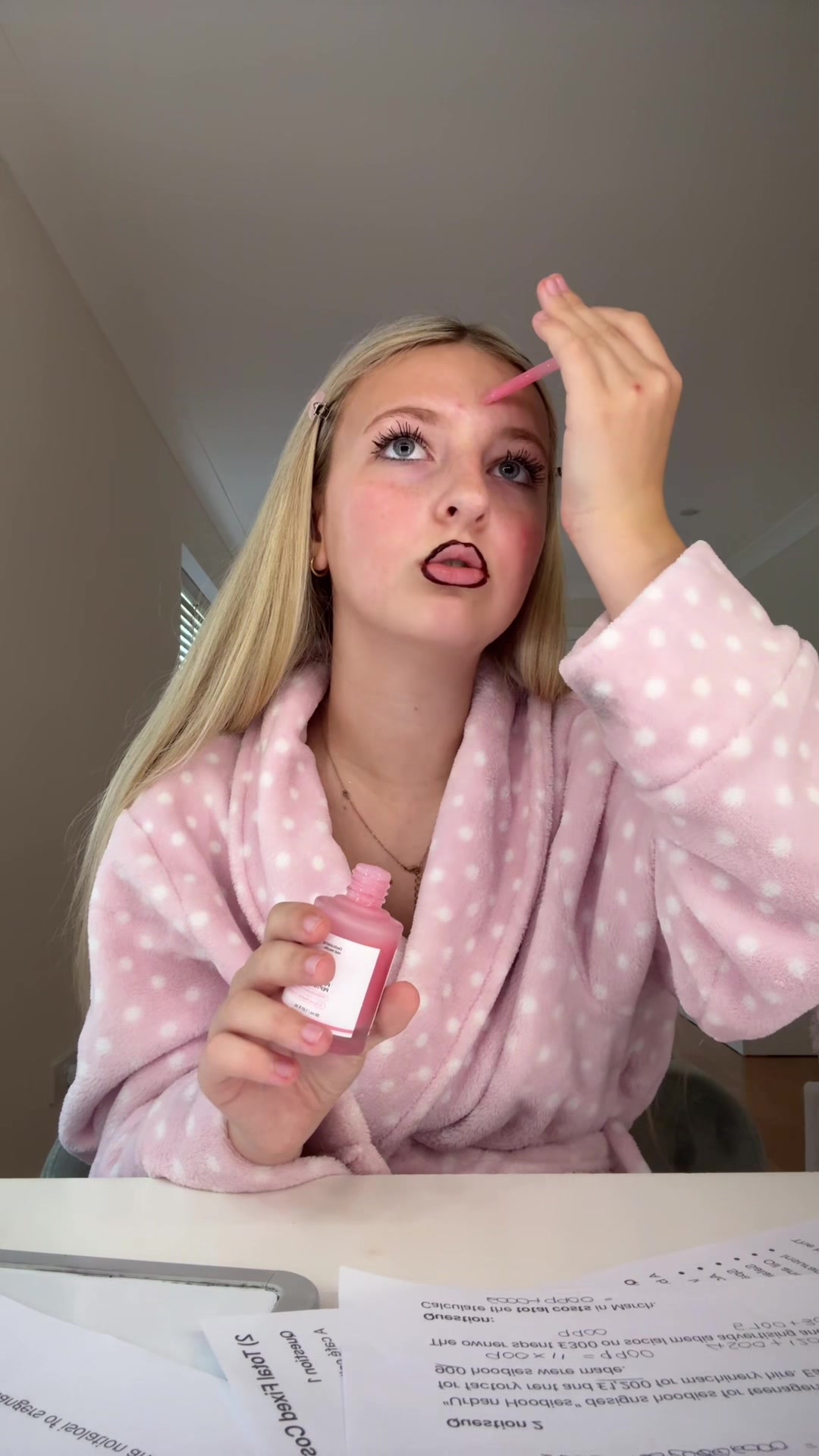 @𝐞𝐥𝐥𝐚 𝐣𝐚𝐝𝐞
